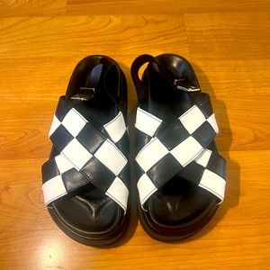 Alohas Marshmallow Scacchi Sandals black and white Size 39